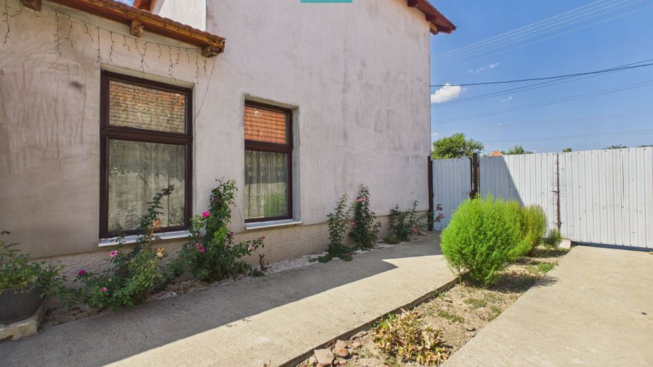 Casă de vânzare în Vânători jud. Arad - Poză 20