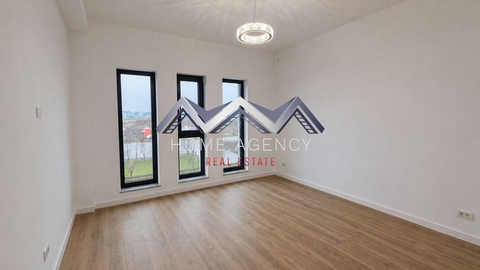 Casă single P+1+Pod în Otopeni - Poză 9