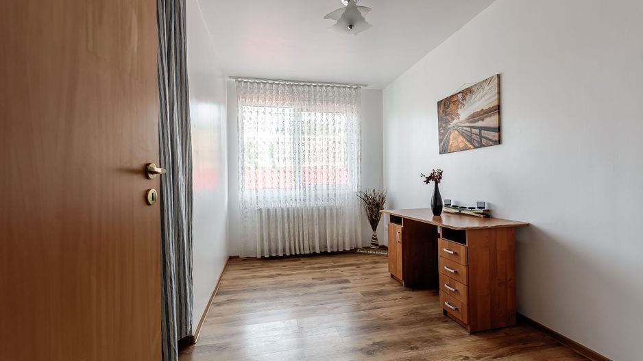 Casă 2008 - 6 camere - teren 1440 mp - Zadareni, Arad - COMISION 0% - Poză 5