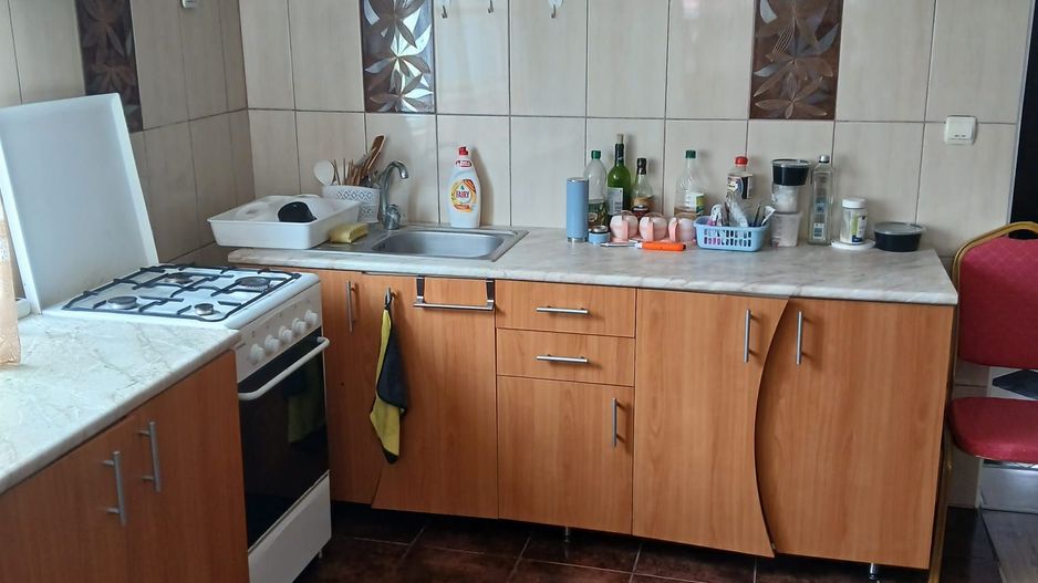 Inchiriez pentru cazare Vila cu 7 camere - Poză 4