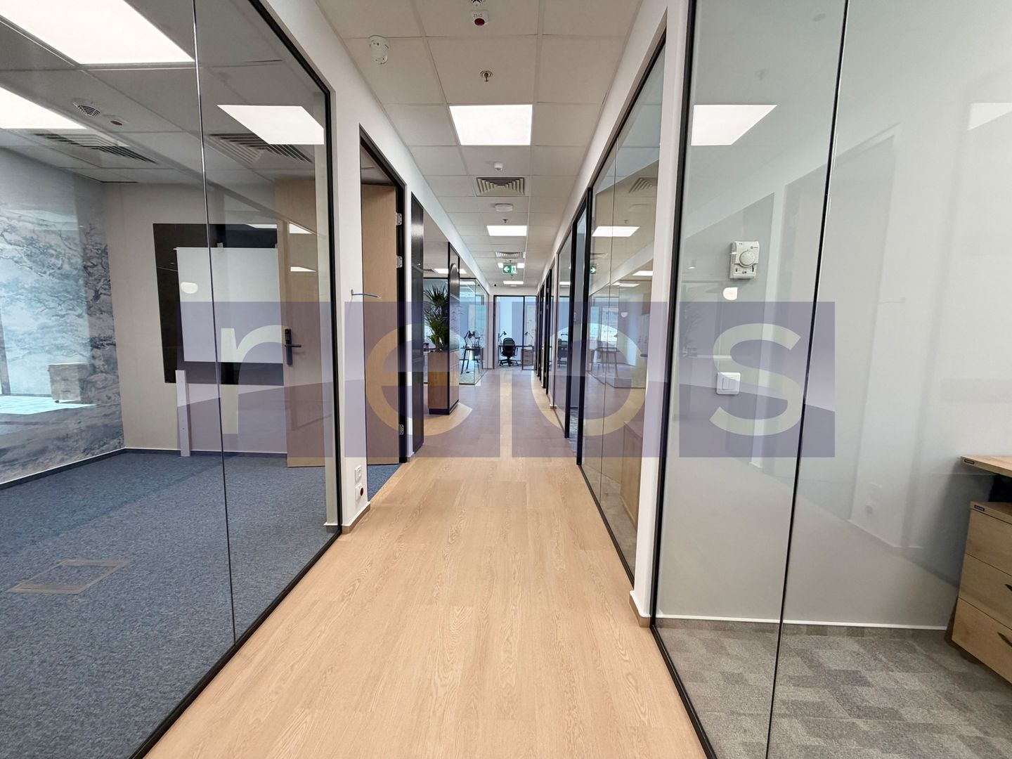 BIROURI SERVICED OFFICE | 499 € / WORKSTATION | ACCES 24/7 | ETAJ 3 SI 5 - Poză 3