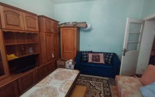 Apart la casa Bogdanestilor  curte  acces cu masina centrala proprie - Poză 7