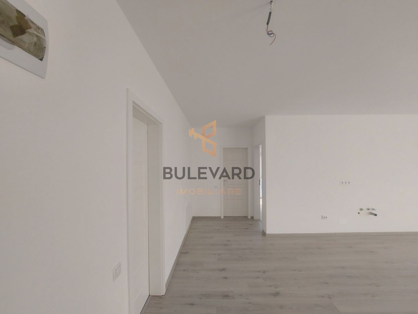 Apartament cu 3 camere/70 mp/finisat modern! - Poză 3