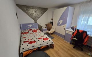 Casa moderna 8 camere pretabil locuinta sau investitie in Selimbar - Poză 8