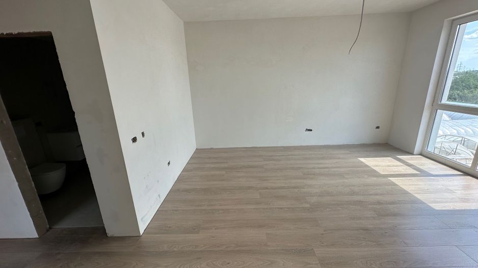 Apartment bloc nou cu lift si loc de parcare inclus - Poză 10