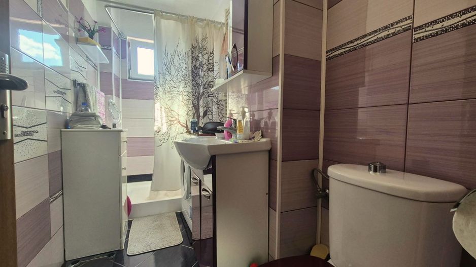 Exclusivitate - Apartament pretabil locuit, toate facilitătile in apropiere - Poză 7