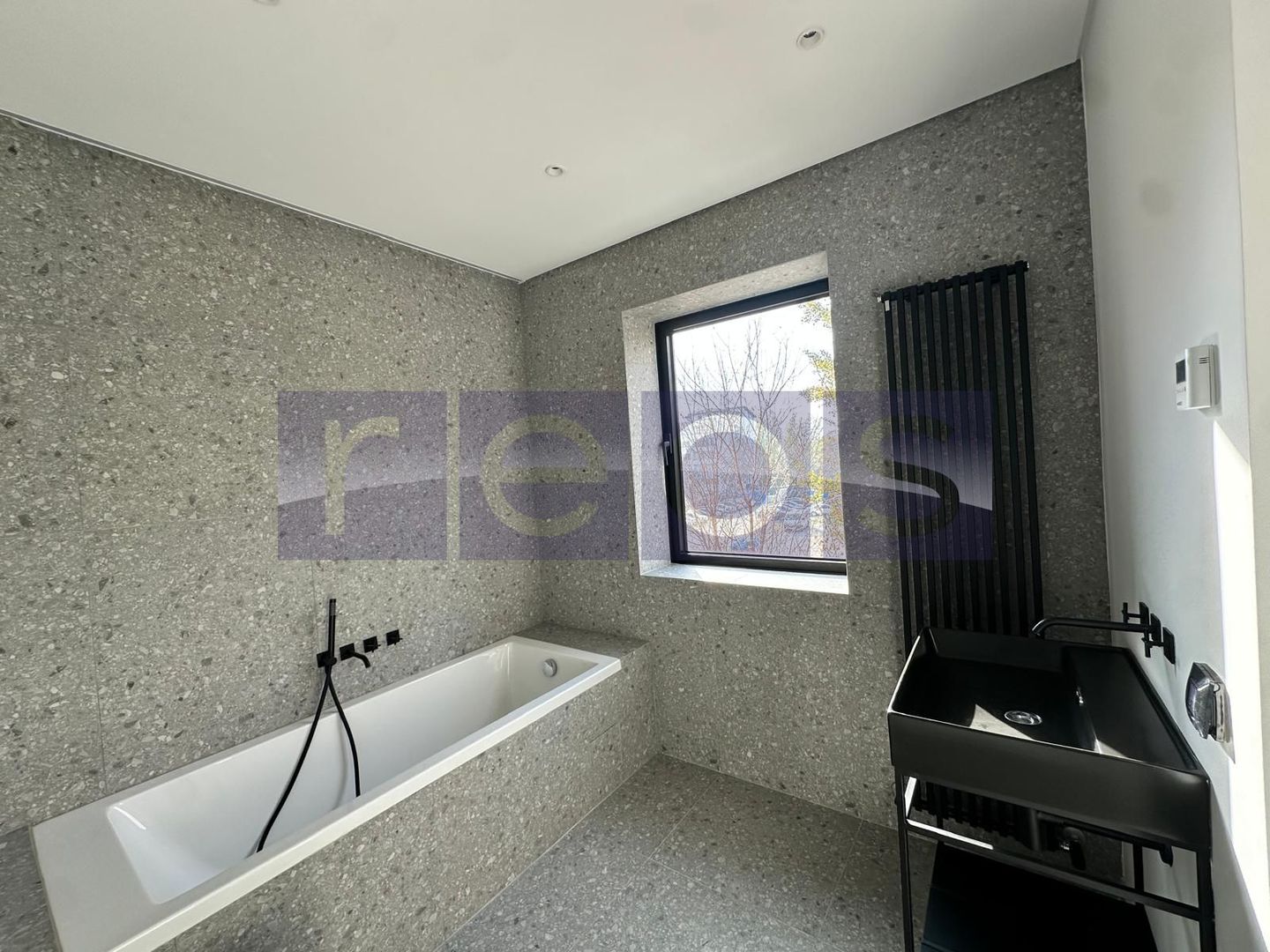 DE VANZARE DUPLEX 104MP | 3 CAMERE | DESIGN DEOSEBIT | FINISAJE LUX - Poză 46