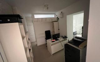 Apartament 3 camere, garaj si boxa - zona Centrala-Prefectura - Poză 3