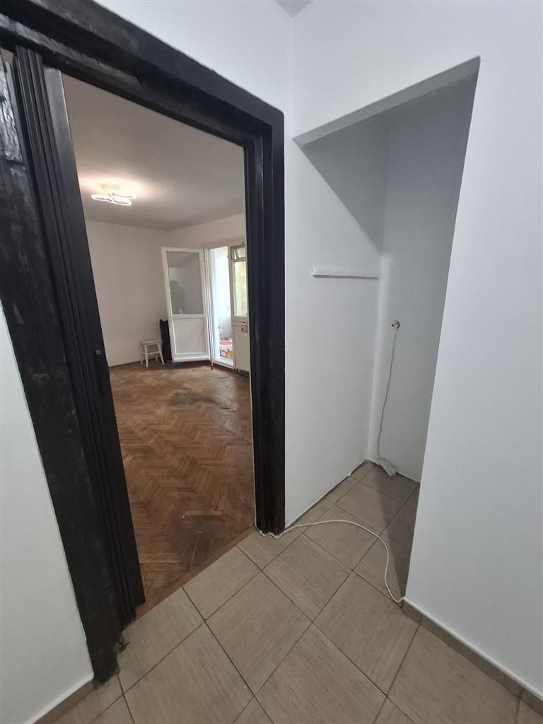 Favorit-Gh Lazar 3 camere parter cu centrala proprie - Poză 14