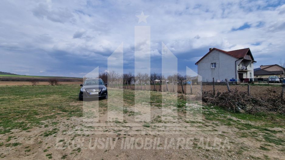 Teren intravilan | De vanzare | 1080 mp | 22 ml deschidere | Ighiu - Poză 5