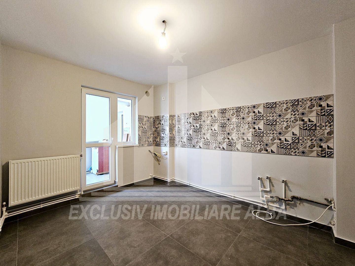 Apartament 3 camere decomandate | 65 mp | Etaj 1 | Cetate - Poză 3