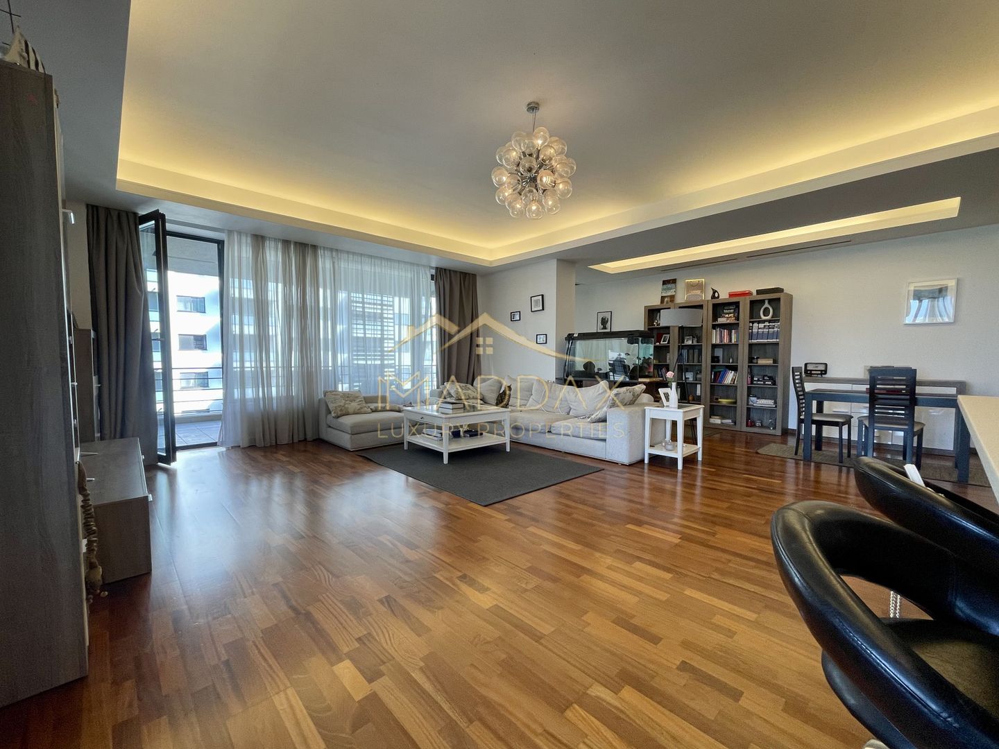 Apartament cu 3 camere *198mp*+ 2 Terase + Parking / Pipera - Poză 10