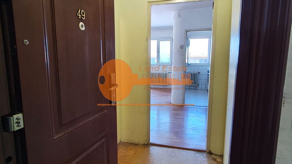 Garsoniera Gorjului-Bloc mixt(200 m metrou-1979) - Poză 6