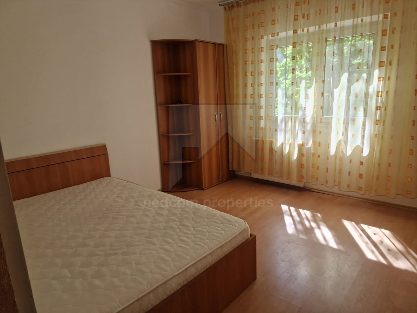 Vanzare apartament 3 camere Sebastian - Prosper - Poză 6
