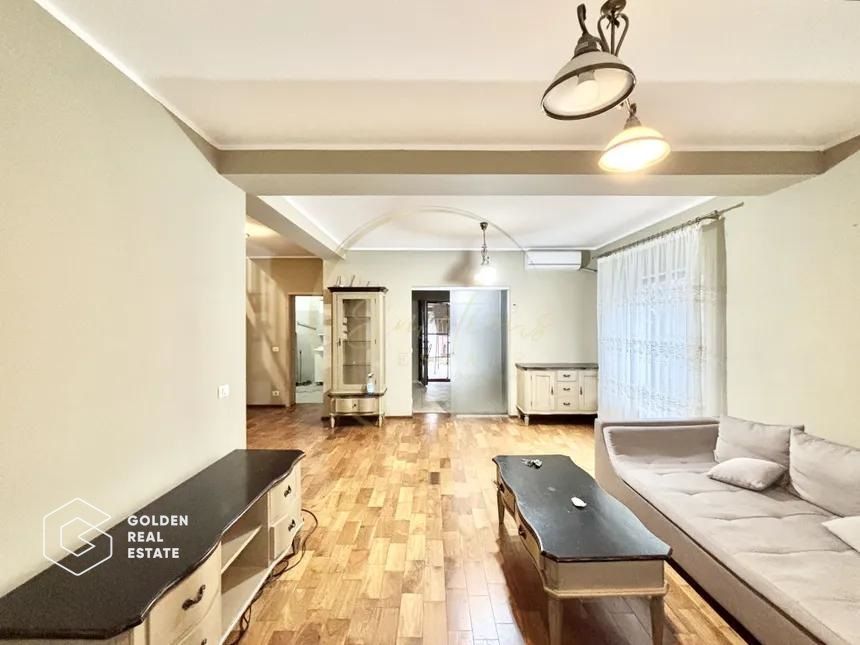 Casa cu garaj Giroc - Poză 1