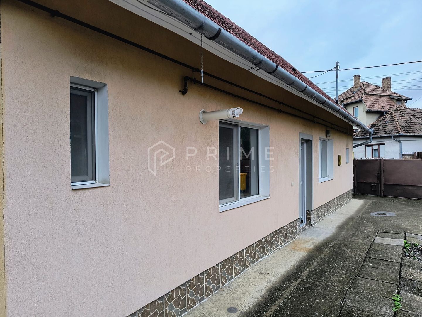 Casă cu 3 camere de vânzare, la cheie, în Unirii, Târgu Mureș - Poză 14