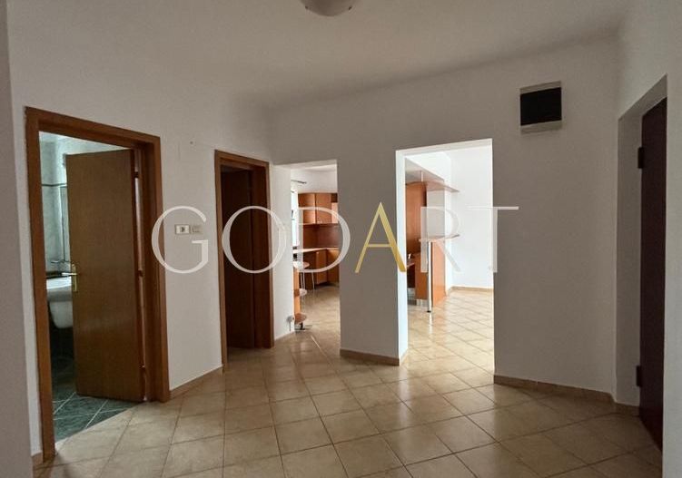 Apartament 4 camere | Nordului | Loc de parcare - Poză 2