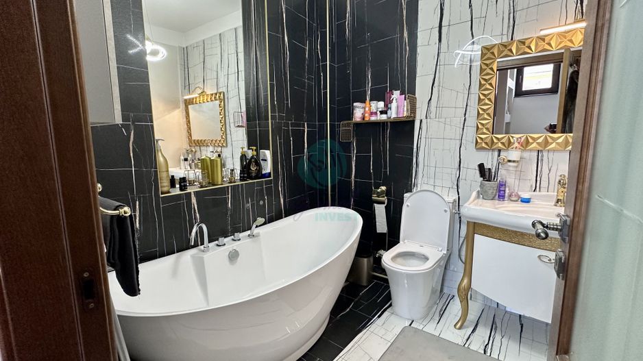 Casa renovata in zona Vatra Luminoasa - Poză 10