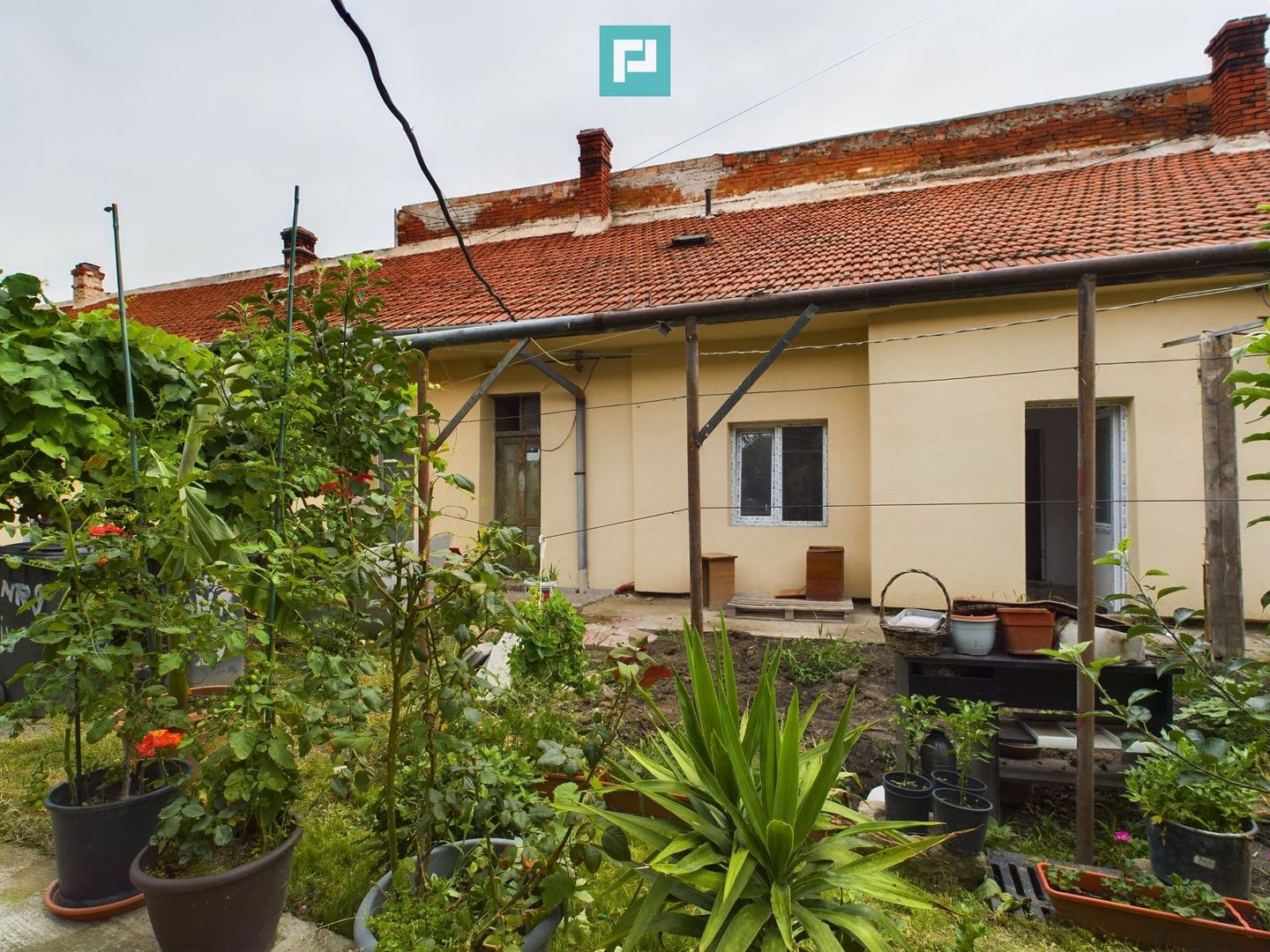 Apartament  2 camere la curte comună - Poză 9