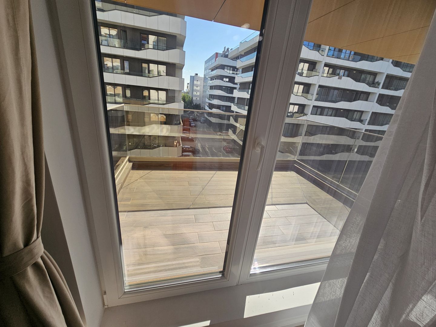 Apart 2 cam cu terasa 12 mp +loc de parcare - Poză 6