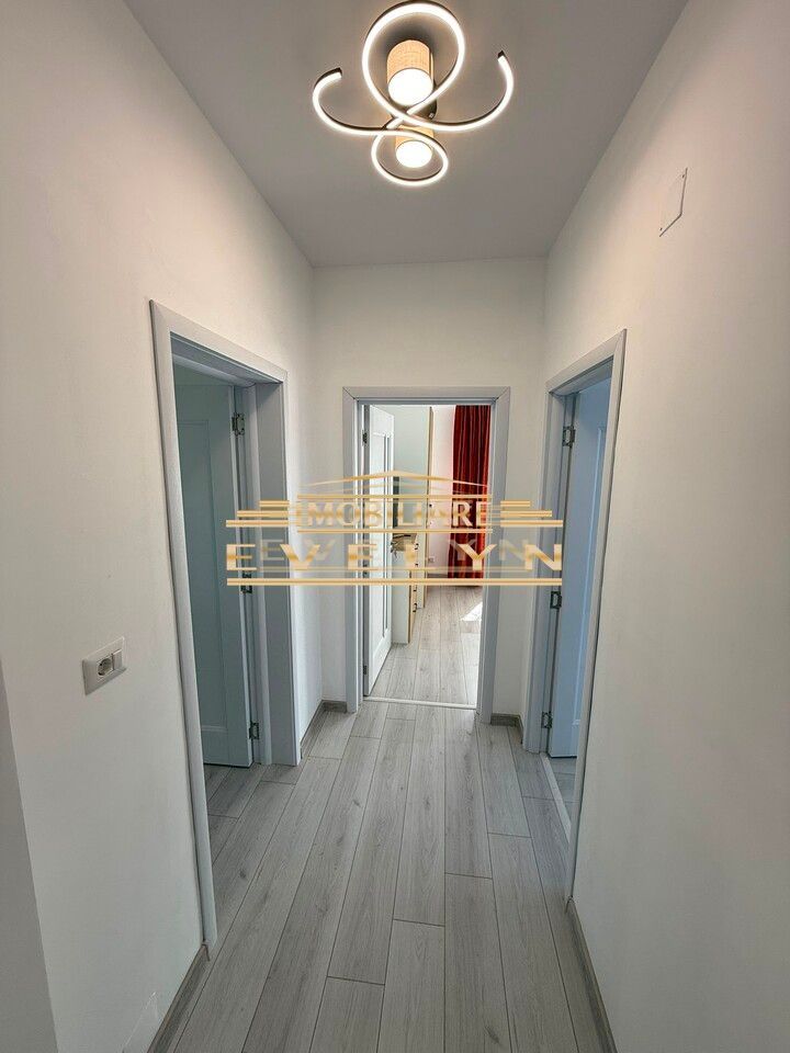Apartament 3 camere de vânzare – Zona Pod de Piatra (Magazin Piticot) - Poză 5