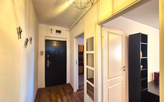 Zona Piata Astra, 3 camere, insorit, cu priveliste. - Poză 2