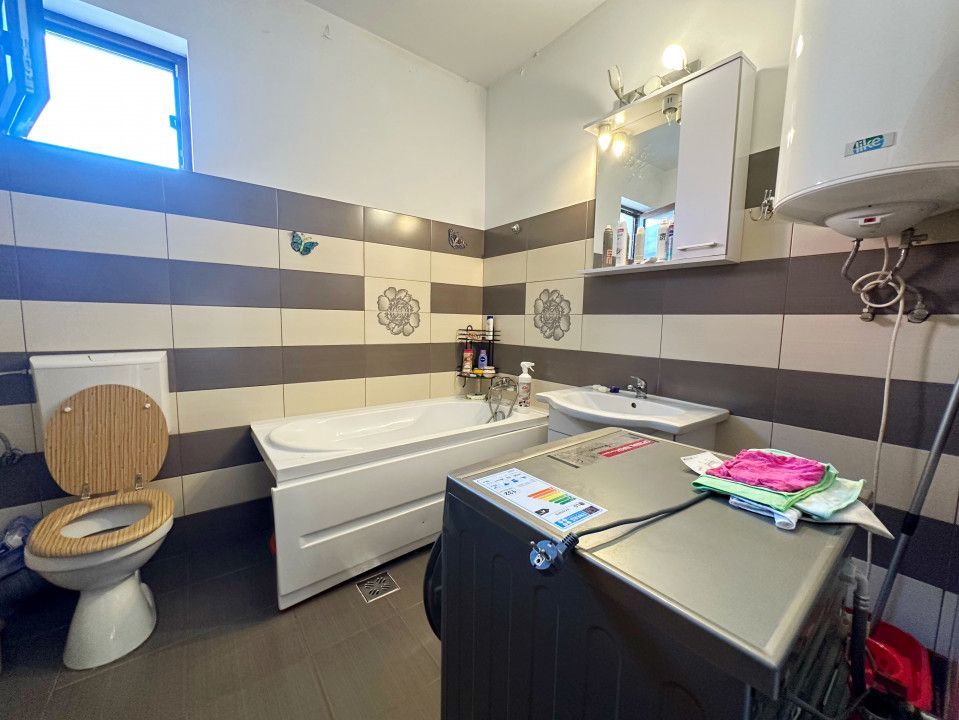 Inchiriere Casa 3 camere + curte generoasa 500 mp - Poză 7