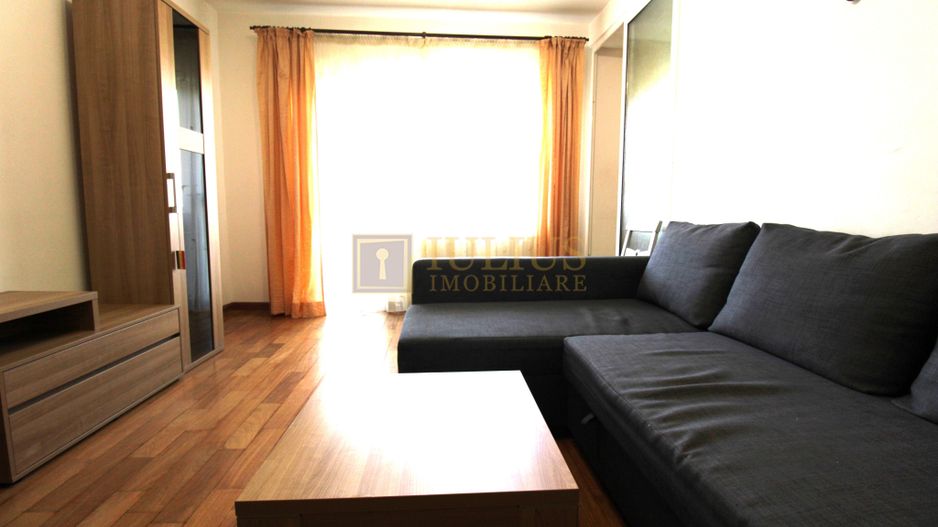 Apartament cu 3 camere in Aradului, 2 locuri de parcare - Poză 1