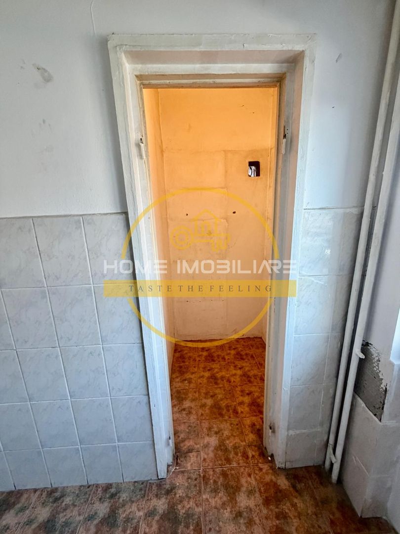 Etaj 1 Apartament 2 Camere Decomandat Podu Ros Fara Risc Lift - Poză 9