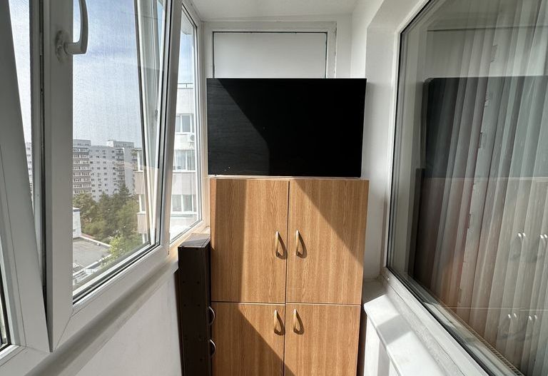 De vânzare: garsonieră renovată - Gorjului - metrou - Vedere spate - Poză 12