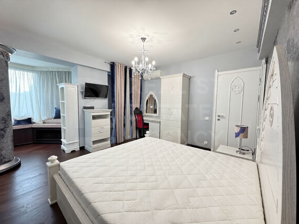 Chirie, apartament 3 camere 150 mp, str.  Alexandru cel Bun, Centru - Poză 4
