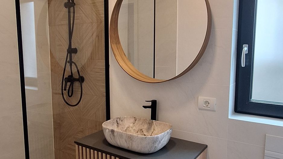 Duplex frumos cu arhitectura mediteraneana - Poză 12