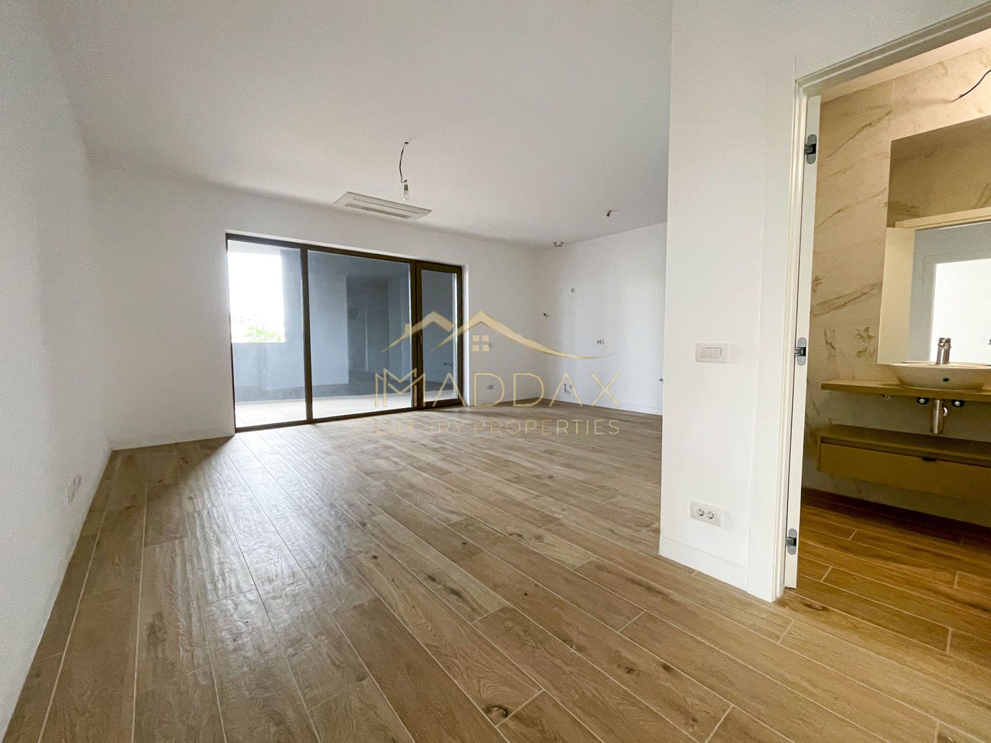 Apartament 3 camere ultracentral de inchiriat // Parcare // 85 mp - Poză 3