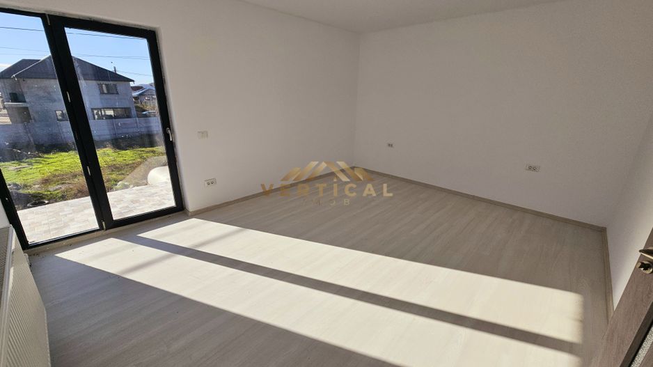 Vila 5 camere in comuna Berceni - Poză 10