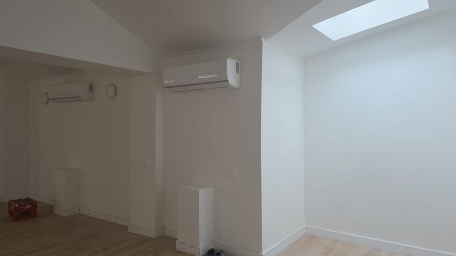 URGENT!, libera, CONSOLIDATA, birouri/comercial, 2 INTRARI, NEGOCIABIL - Poză 6