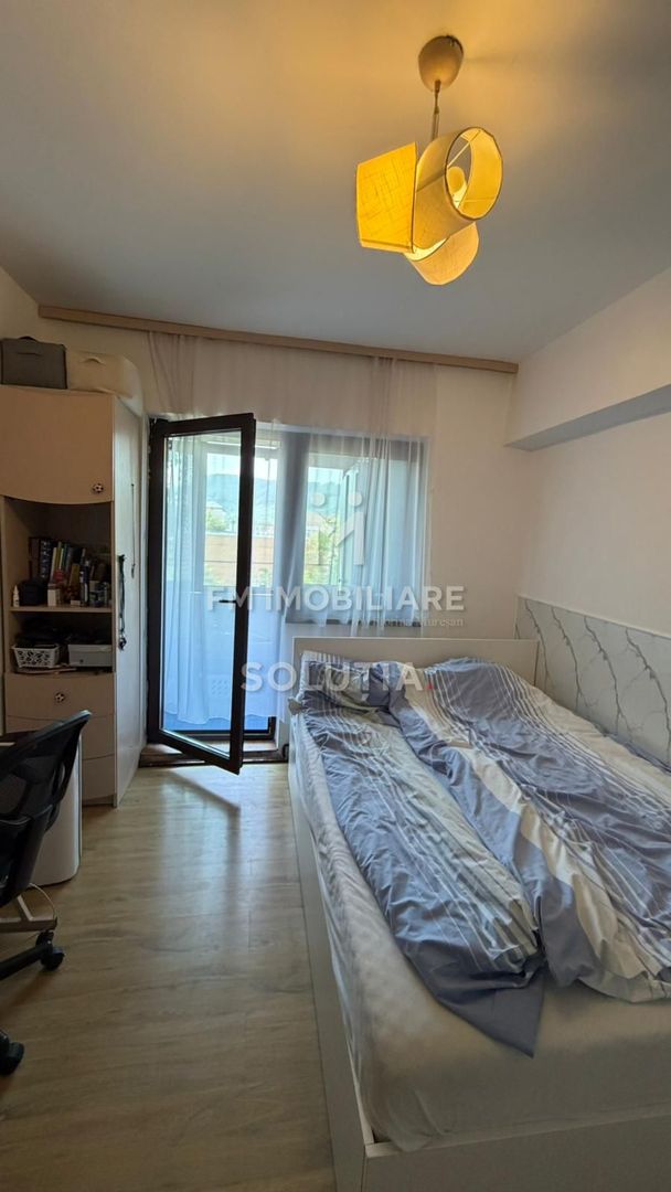 Apartament 4 camere | 2 băi | Decomandat | Etaj 2 - Poză 10