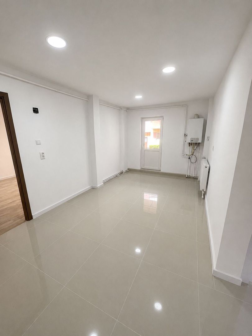 Apartament cu 2 camere de vanzare in Alba Iulia - Poză 3
