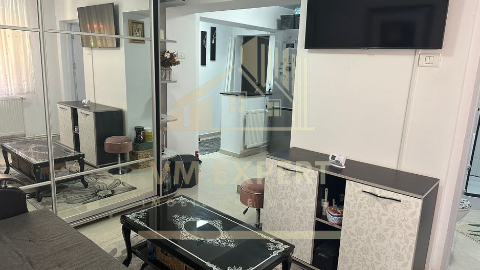 APARTMENT 2 CAMERE ETAJ 3 CAMPULUNG VIȘOI - Poză 1