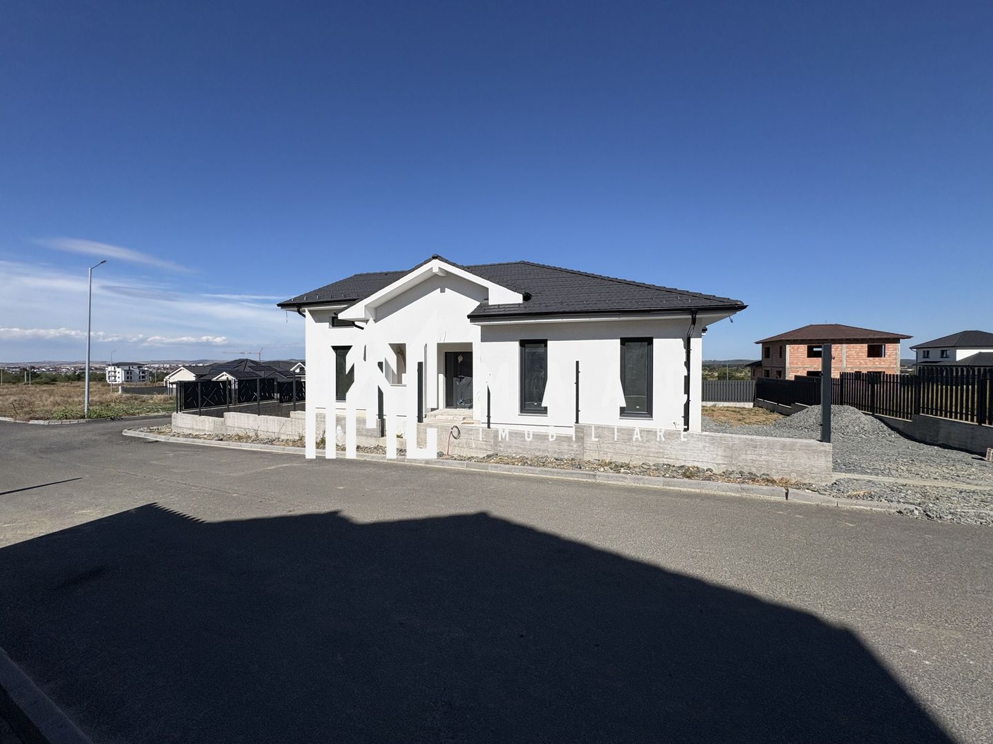 Casa individuală 4 camere I 152 mp i Teren 450 mp I Panorama Parc - Poză 1