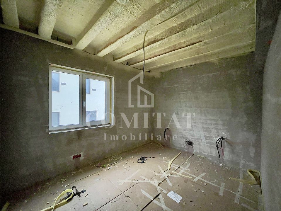 Casa individuala cu teren generos, retrasă de la trafic - Poză 9