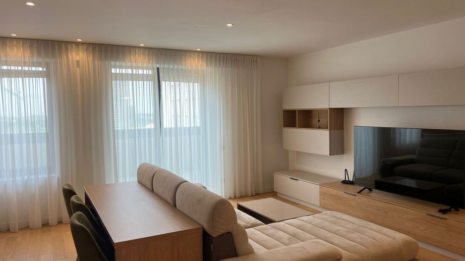 Apartament de inchiriat cu 2 camere Aviatiei Tower - Poză 1