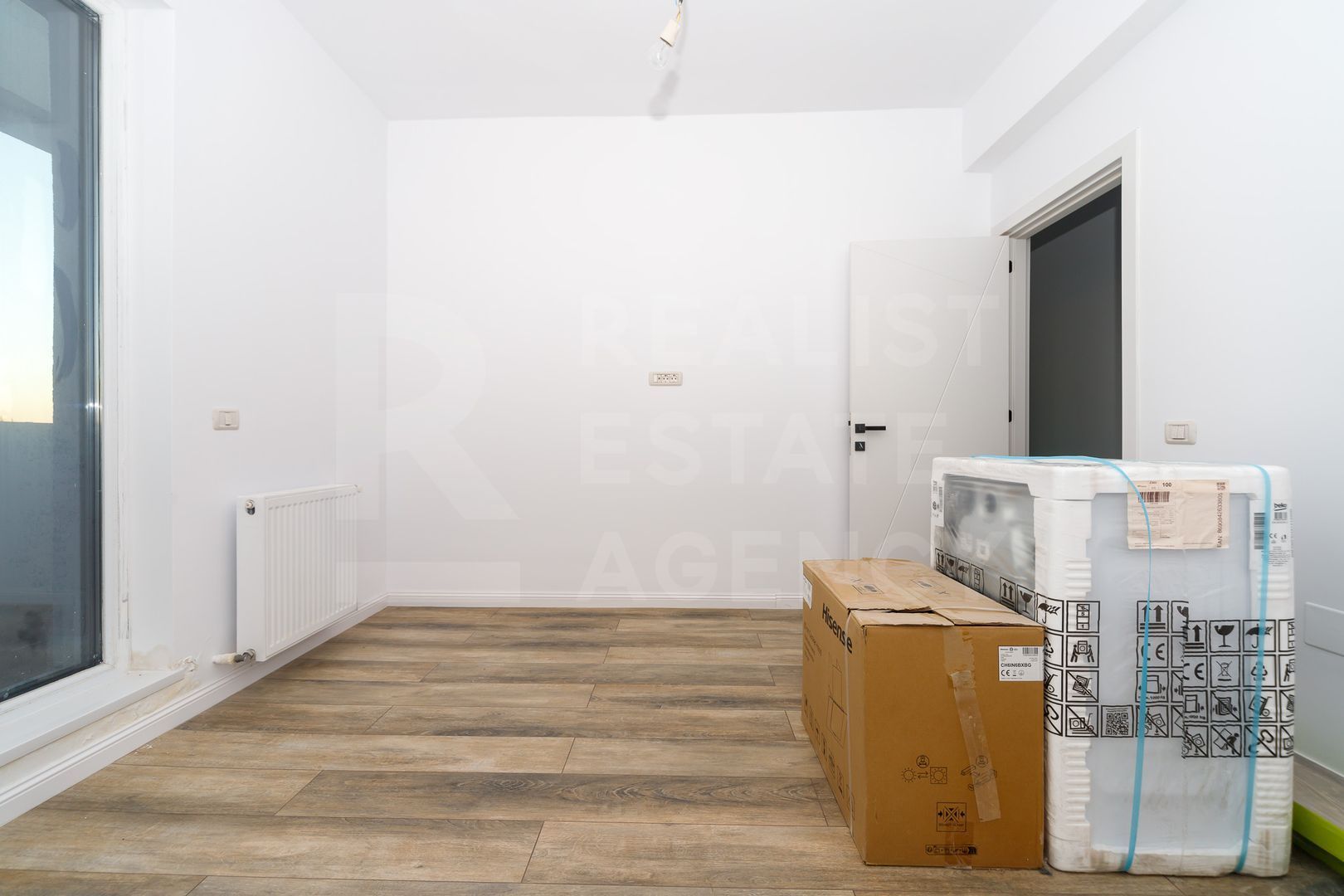 Vânzare, apartament, 4 camere, zona Giulești, București - Poză 5