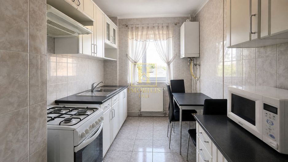 Apartament 4 camere 84 mp Tatarasi Dispecer 126000 euro - Poză 1
