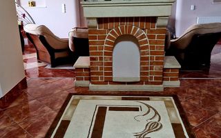 Vand casă  350 mp cu teren 55 arii in localitatea Iojib - Poză 5