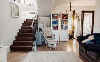 Casa Ideală în Cartier Europa – Locuință sau Afacere - Poză 4