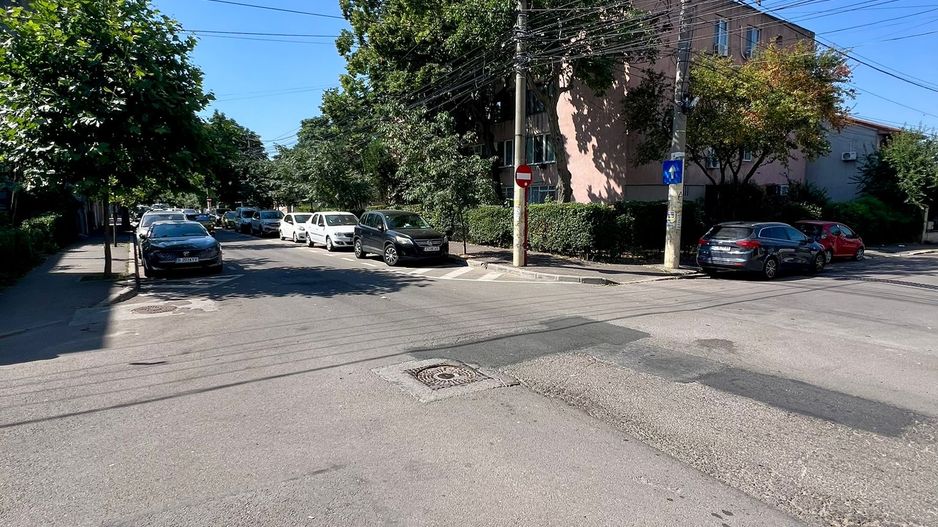Casă de vânzare – Faleza Nord, Strada Unirii | La doar 100 m de mare - Poză 2