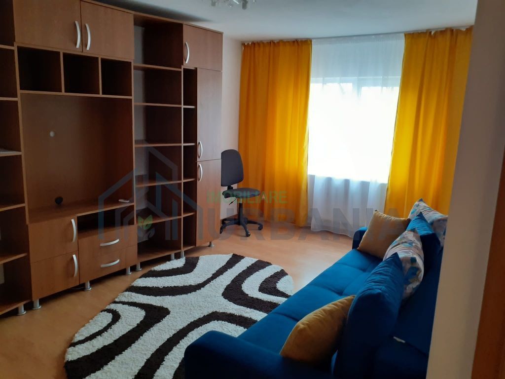 Inchiriez apartament 2 camere decomandat.#. - Poză 1