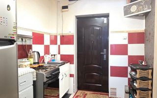 Cameră de cămin, mobilată și utilată, etaj 3, VASLUI - zona PROCOPIU; - Poză 2