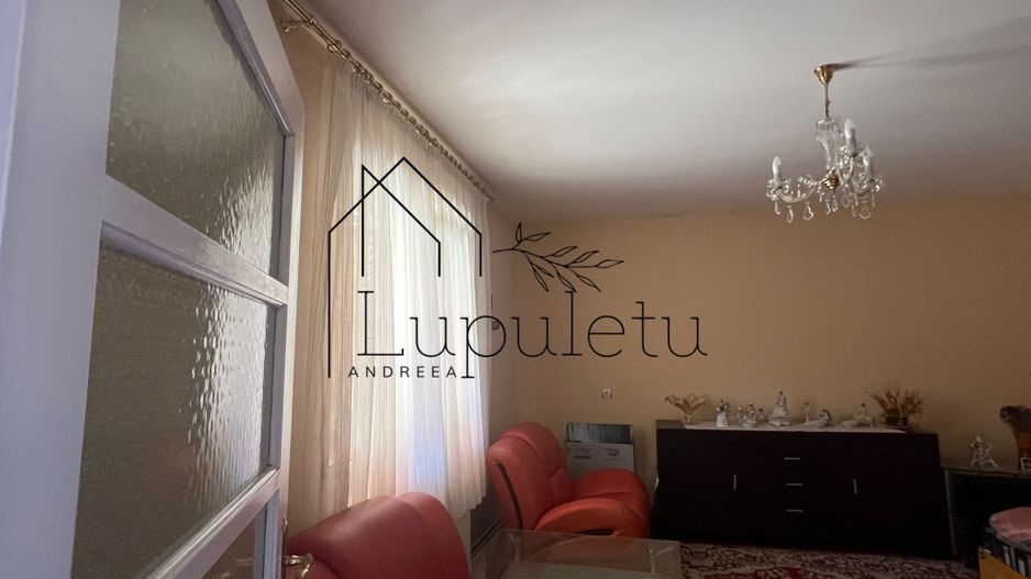 Casa de Vanzare Rasinari | 6 Camere | 200 MPU | Teren 979 MP | - Poză 21