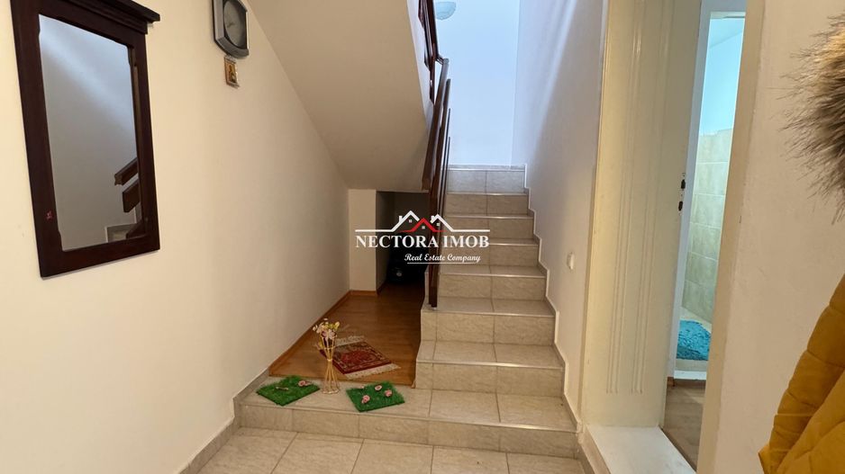 NECTORA IMOB-Casa cu etaj, mobilata, utilata, Episcopia, cu livada - Poză 7